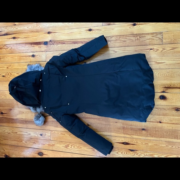 Like new only worn a few times. Excellent condition. - Picture 3 of 3